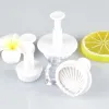 Decupatoare din plastic, model "Scoica"