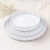 Platou din metal alb rotund dantelat, set 3 buc CQ
