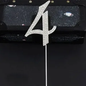 "4" Toper argintiu cu strasurI
