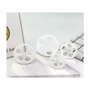 Set 4 decupatoare in forma de  trandafir