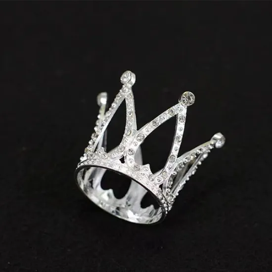 Coronita argintie din aliaj cu strasuri - 3.4*3.3 cm