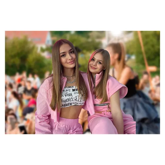 Imagine comestibila, Iuliana si Ana Beregoi