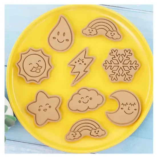 Decupatoare din plastic, cer soare luna nori fulgi