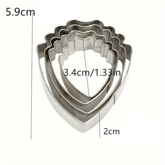Set 4 decupatoare metalice, Bujor mic