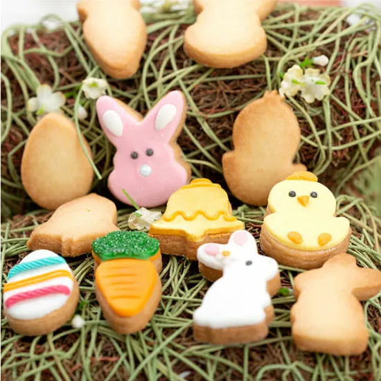 Set cu 6 decupatoare de Paste, Decora