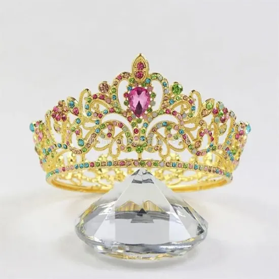 Coronita aurie din aliaj cu strasuri multicolore 10*5cm