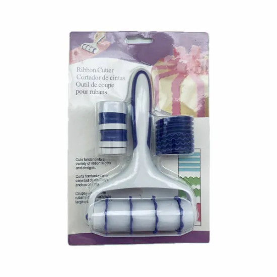 Rola pentru aluat, cu 4 accesorii