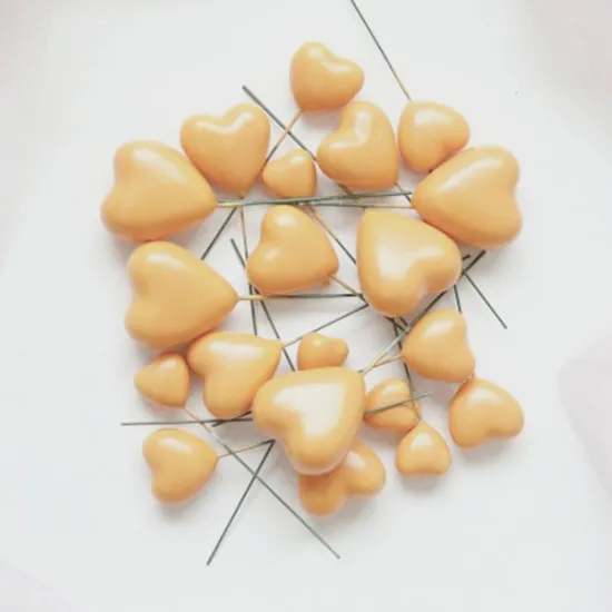 Set 20 Inimi pentru decor tort, Crem