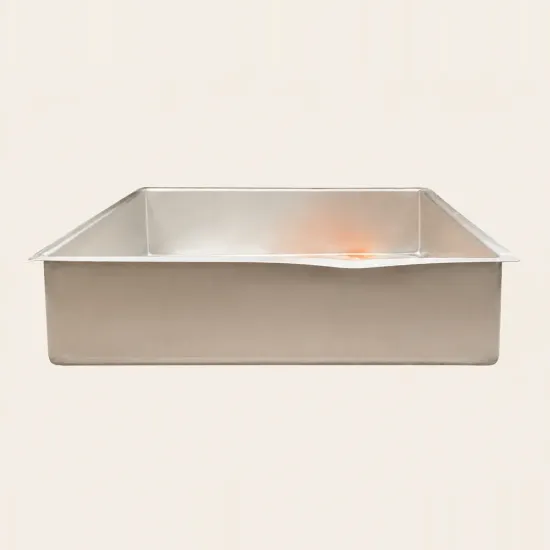 50% reducere Tava pentru copt, 40x40 cm din aluminiu cu defect