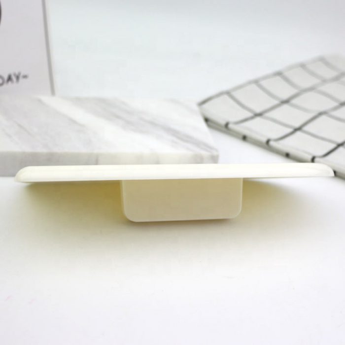 planator din plastic