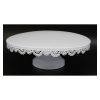 Platou din metal rotund dantelat, 30 cm alb